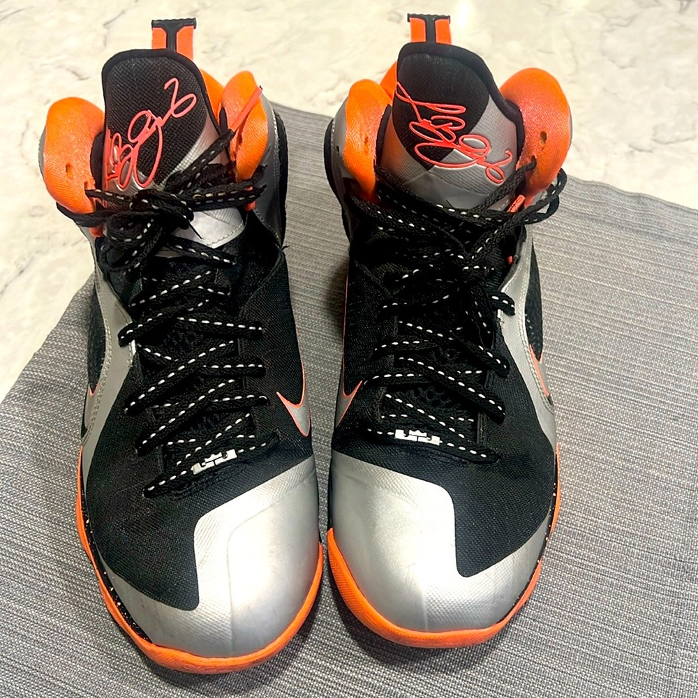 Nike LeBron 9 Bright Mango